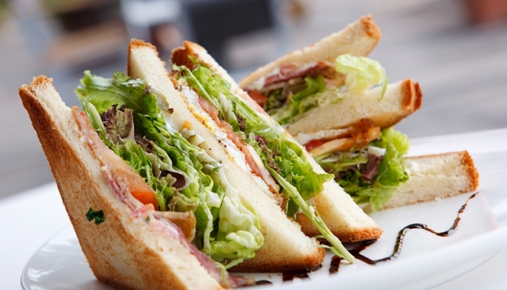 Hähnchensalat-Wrap